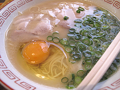 料理:ラーメン500円+生卵30円@一九ラーメン筑紫・蔵
