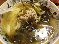 5酸菜肉糸糸麺500円@大明火鍋城