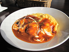 ランチ:ふわっとろーり特製オムライス780円@ドッグカフェレストラン・ワンパーク大濠店