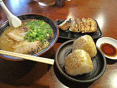 7ランチ:おにぎり定食680円@みゆき屋・ラーメン・七隈
