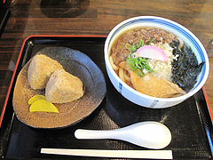 10ランチ:カラフルうどん+かしわおにぎり500円@カラフル食堂・住吉店