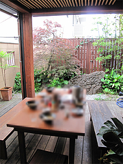 店内:ウッドデッキ席@博多らーめん一番山・大橋