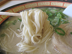 9ランチ:ラーメン細麺@18(いっぱち)ラーメン・春日・大土居店