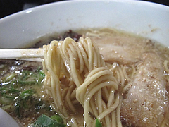 ランチ:ラーメン中太麺@おれのちゃんぽん・博多区半道橋