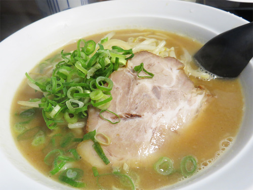6みそラーメン700円