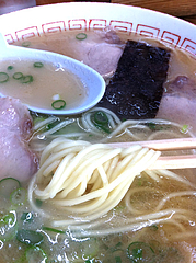 ランチ:ラーメン麺@潘陽軒本店(ばんようけん)・久留米