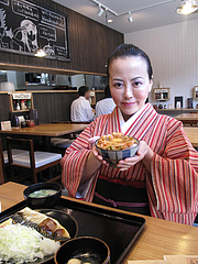 13ランチ:焼き魚定食650円+キムチ卵かけごはん90円@日の出食堂・博多駅前