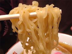 大安食堂のラーメン麺@小倉リバーウォークの五つ星らーめん街