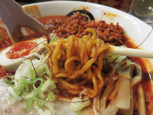 13辛味噌らーめん麺@一山一家
