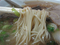 8ランチ:豚骨ラーメン麺@箱崎・春陽軒