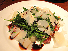 夜:鴨の燻製とルッコラとパルミジャーノ@イタリアン・トラットリア・ ウーノ(Trattoria-Uno)