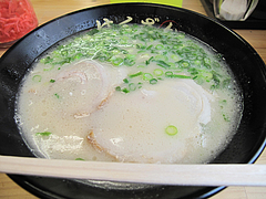 料理:ラーメン500円@ラーメン空間・はくざん・春日