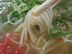 料理:ラーメン麺@福一ラーメン・博多区那珂