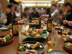 5店内:グループ利用@手打ち蕎麦・やぶ金・大名