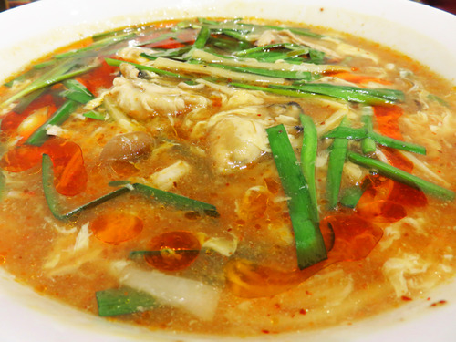 8カキ入り酸辣湯麺