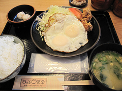 7ランチ:目玉焼き定食450円@日の出食堂・博多駅前
