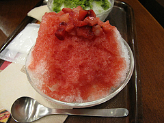 料理：苺のかき氷＠上島珈琲店・博多駅デイトス店