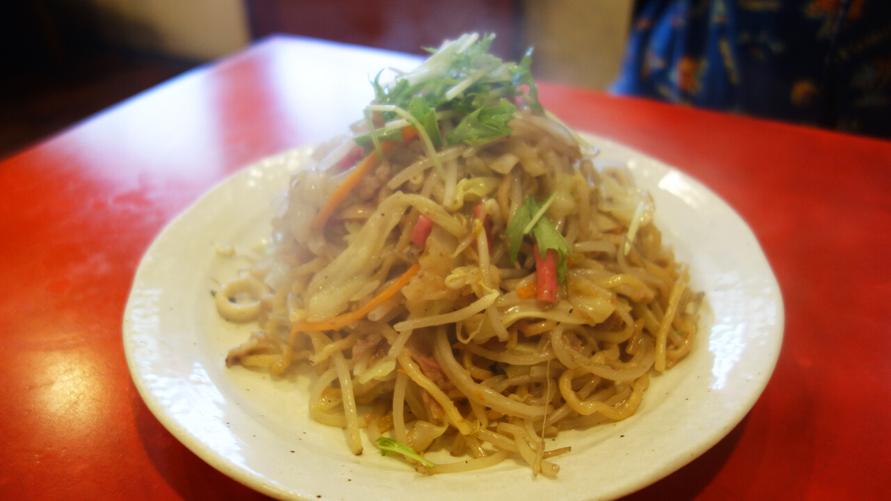 福岡】黒ちゃんぽん＆博多皿うどん♪＠ぴかまつ : 博多おんな節。