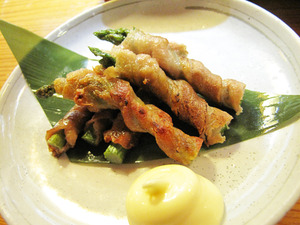 10アスパラ豚巻き399円@や台ずし藤崎町