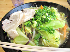 料理:らーちゃん700円@ラーメン空間・はくざん・春日