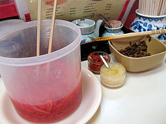 店内:卓上調味料@ラーメンぽんぽこ亭大橋店