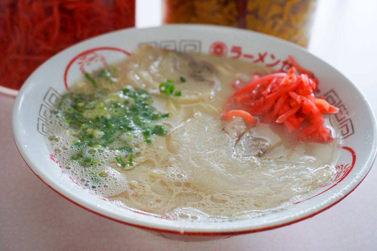 博多おんな節 佐賀 地元じゃ超有名なソウル麺です 丸幸ラーメンセンター