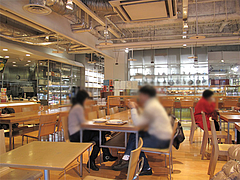 店内@Cafe MUJI(カフェ・ムジ)・キャナルシティ博多