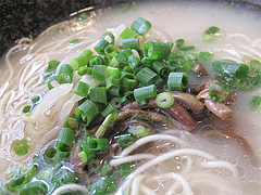 7ランチ:牛骨ラーメン具@オレズマガラズ・須崎店