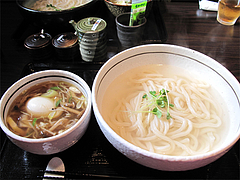 料理:きのこつけうどん690円+半熟玉子100円@博多つけうどん・忍々・櫛田神社前