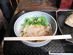 17ランチ:とりたま(鶏釜玉うどん)小420円@讃岐うどん大使・福岡麺通団・薬院
