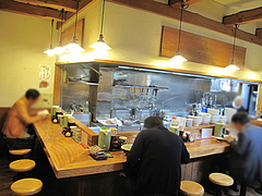 4店内:カウンター席@博多そば・鈴木商店・赤坂