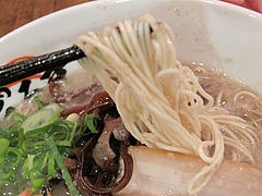 料理:ラーメン麺@元祖博多だるま・博多デイトス店