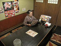 3店内:掘り炬燵式テーブル@居酒屋しょうき・大橋店