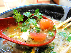 料理:白豚骨ラーメンスープ具@拉麺空海・雑餉隈駅前店