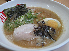 15ランチ:豚骨ラーメン399円@レストラン・ヒロ・ステーキ・ラーメン
