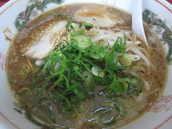9みそラーメン500円@ラーメン一代