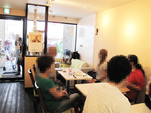 博多おんな節 西新 藤崎エリアのペットカフェでランチ ペット 雑貨カフェ ちりきら Room
