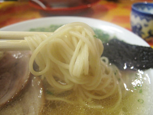 11ラーメン麺@来来