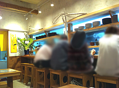 店内:カウンター席@ラーメン壱の家・西通り・天神