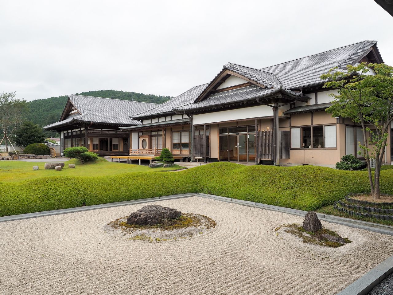 いわき市きもの乃館丸三にて 丸三和装スタジオ 事業発足 いわき 飛翔庵スタッフブログ いわき市きもの乃館丸三にて 丸三和装スタジオ 事業発足 いわき 飛翔庵スタッフブログ