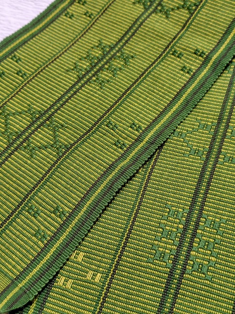 1000064098