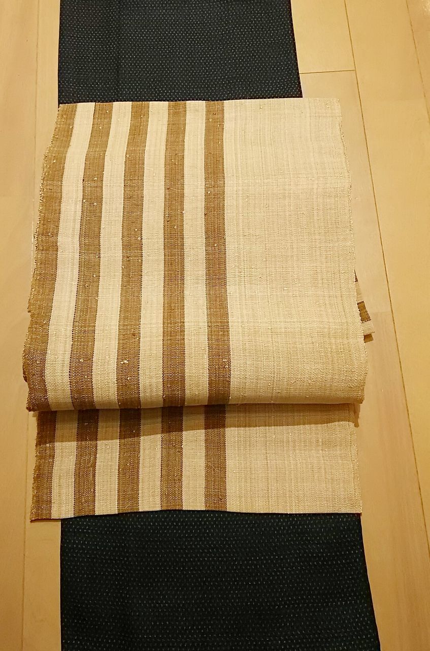 重要無形文化財 喜如嘉の芭蕉布~名古屋帯~ : ぶどうの木の小りす
