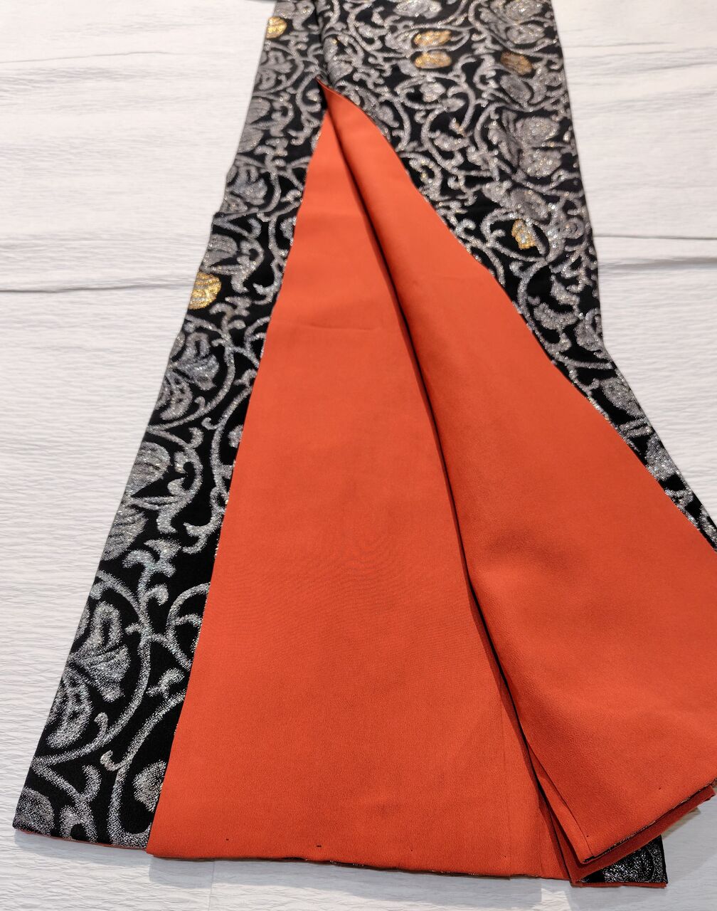 な*な様 アンティーク マジョリカお召 付下げ 美しい加工 正絹