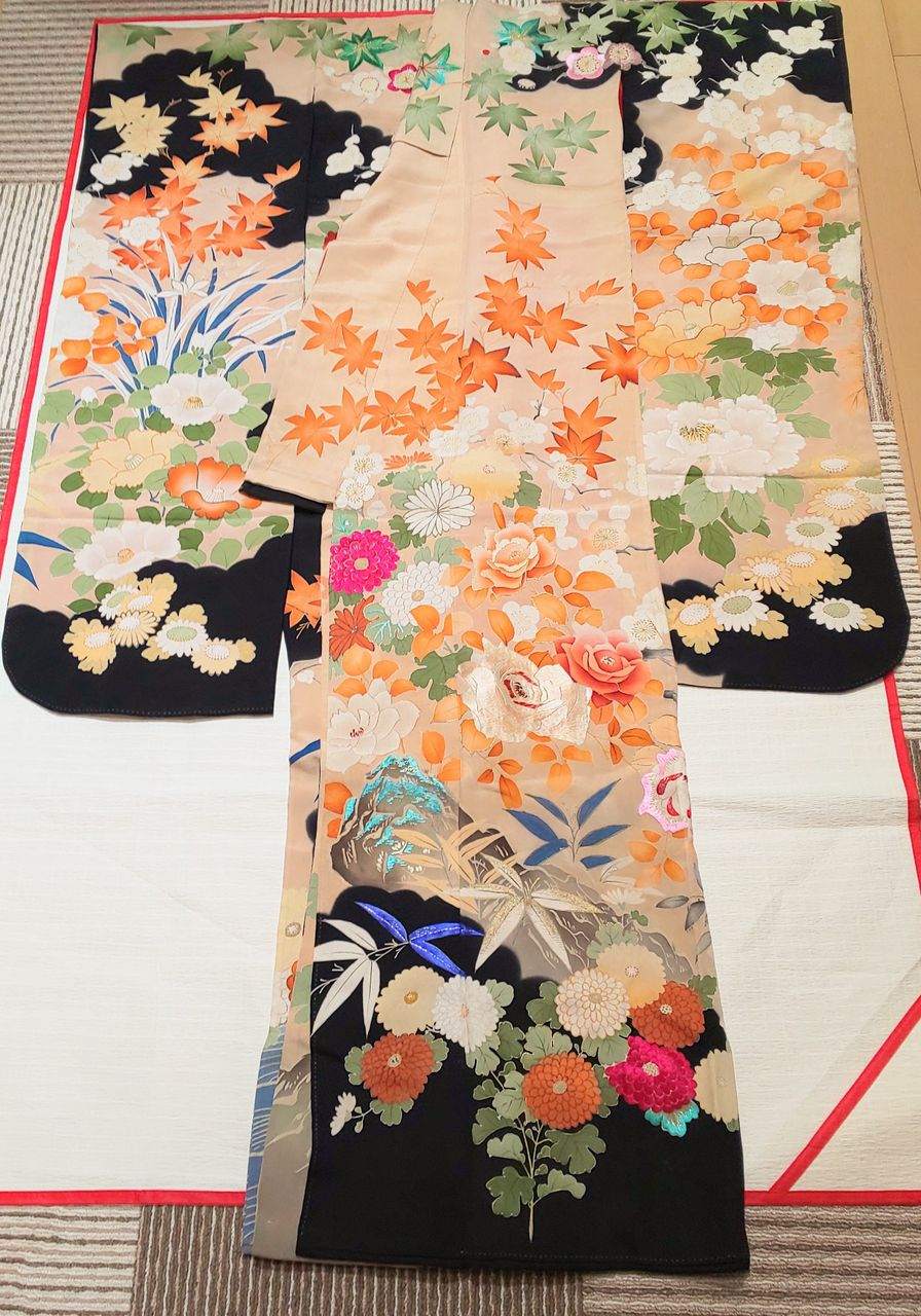 昭和初期のアンティーク振袖～和のお花と薔薇 刺繍～ : ぶどうの