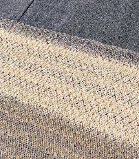 1000052501