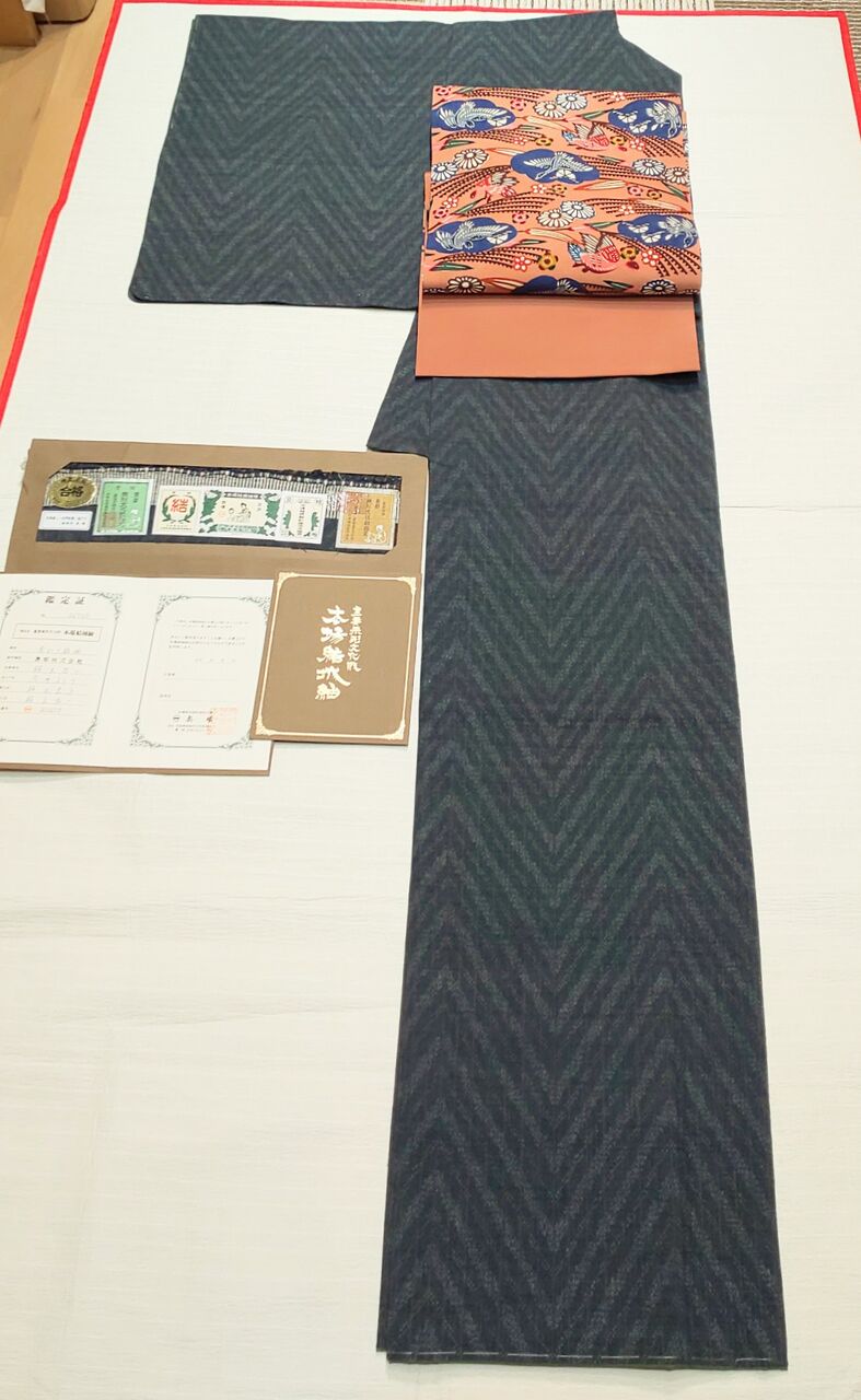 本場結城紬 100亀甲～奥順 重要無形文化財証書つき～ : ぶどうの木