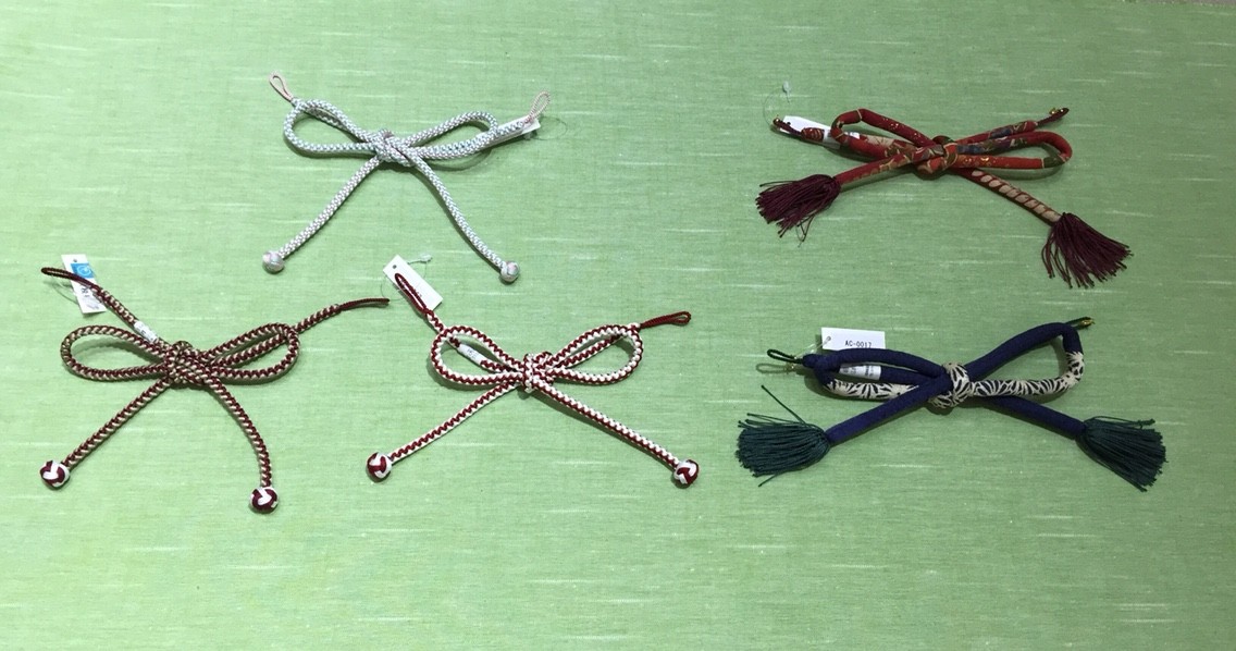 商品紹介 コーディネート 蝶々結びの羽織紐 きもののここち 透佳 風のたより