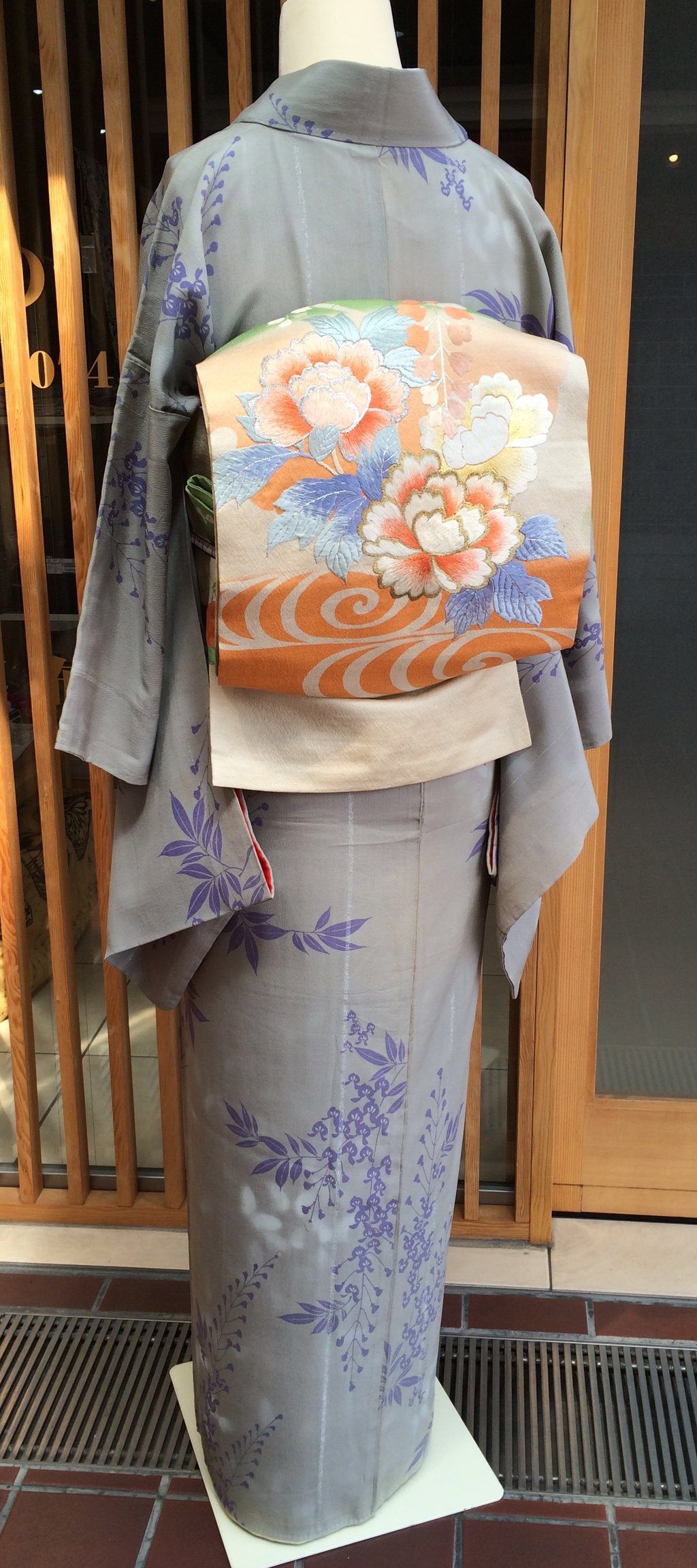 藤文アンティーク錦紗着物と藤橘牡丹アンティーク丸帯 : きもの な か