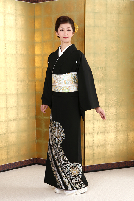 山口美術織物の新作黒留袖！ : KIMONO-PRO（キモノプロ） スタッフのブログ