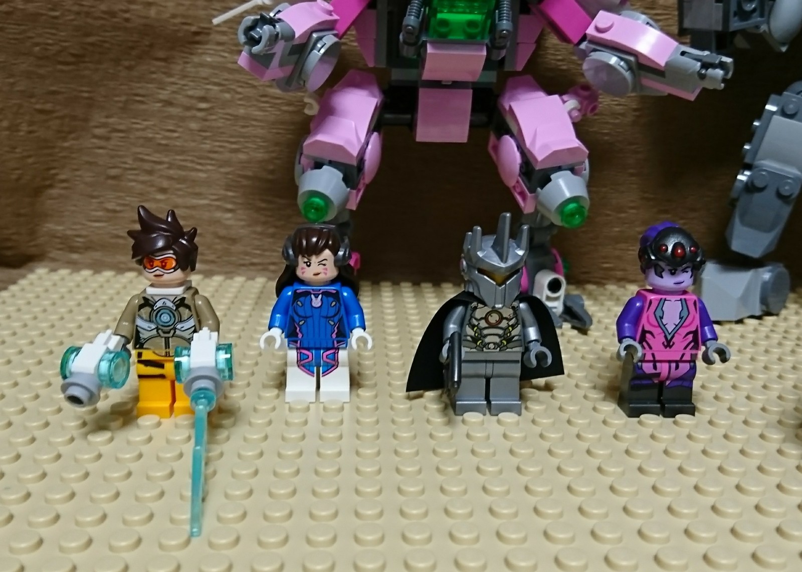 D.Va & Reinhardt 75973 | Overwatch® | Buy online at the